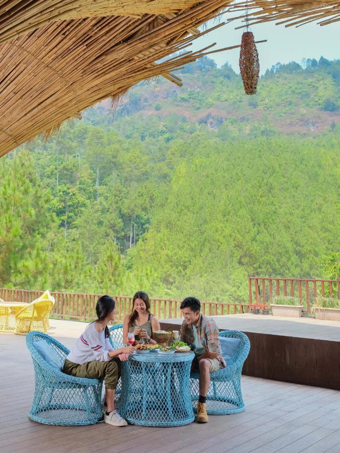 Cikareumbi The Lodge Maribaya מראה חיצוני תמונה