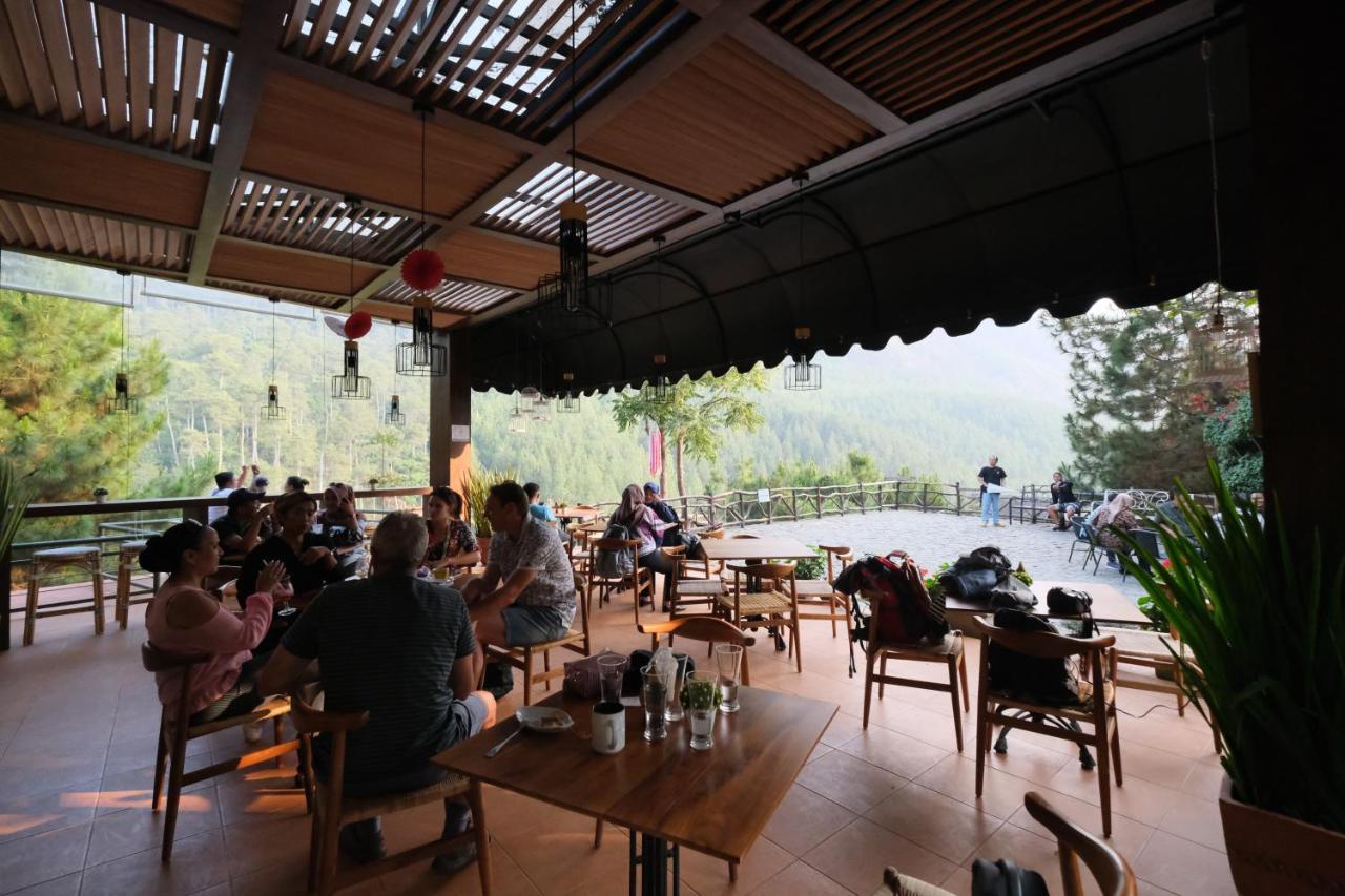 Cikareumbi The Lodge Maribaya מראה חיצוני תמונה