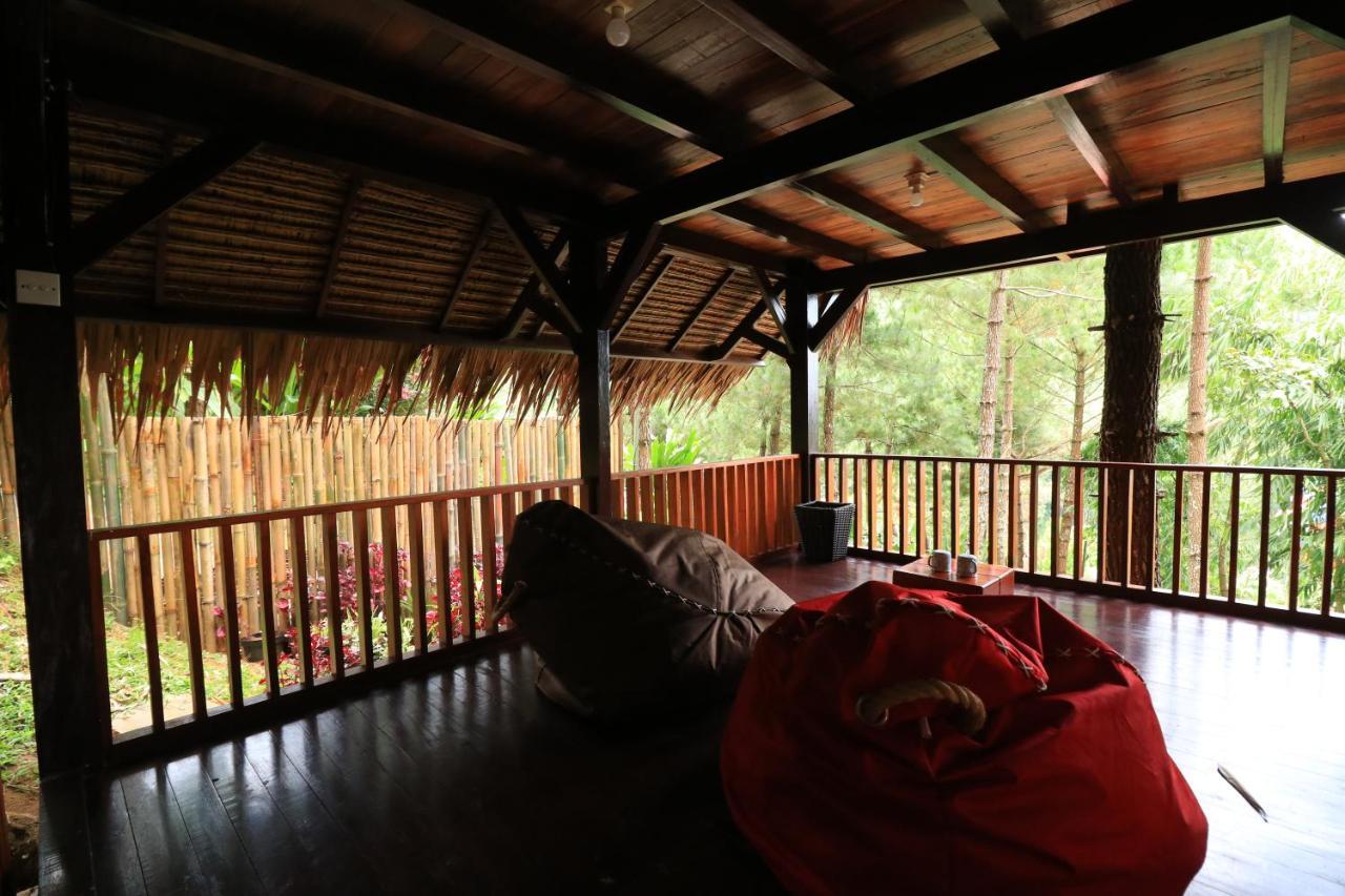 Cikareumbi The Lodge Maribaya מראה חיצוני תמונה