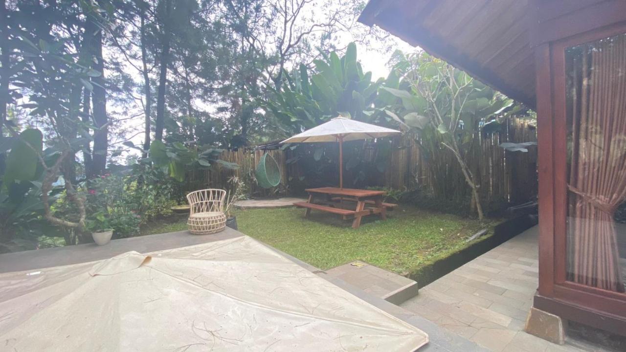 Cikareumbi The Lodge Maribaya מראה חיצוני תמונה