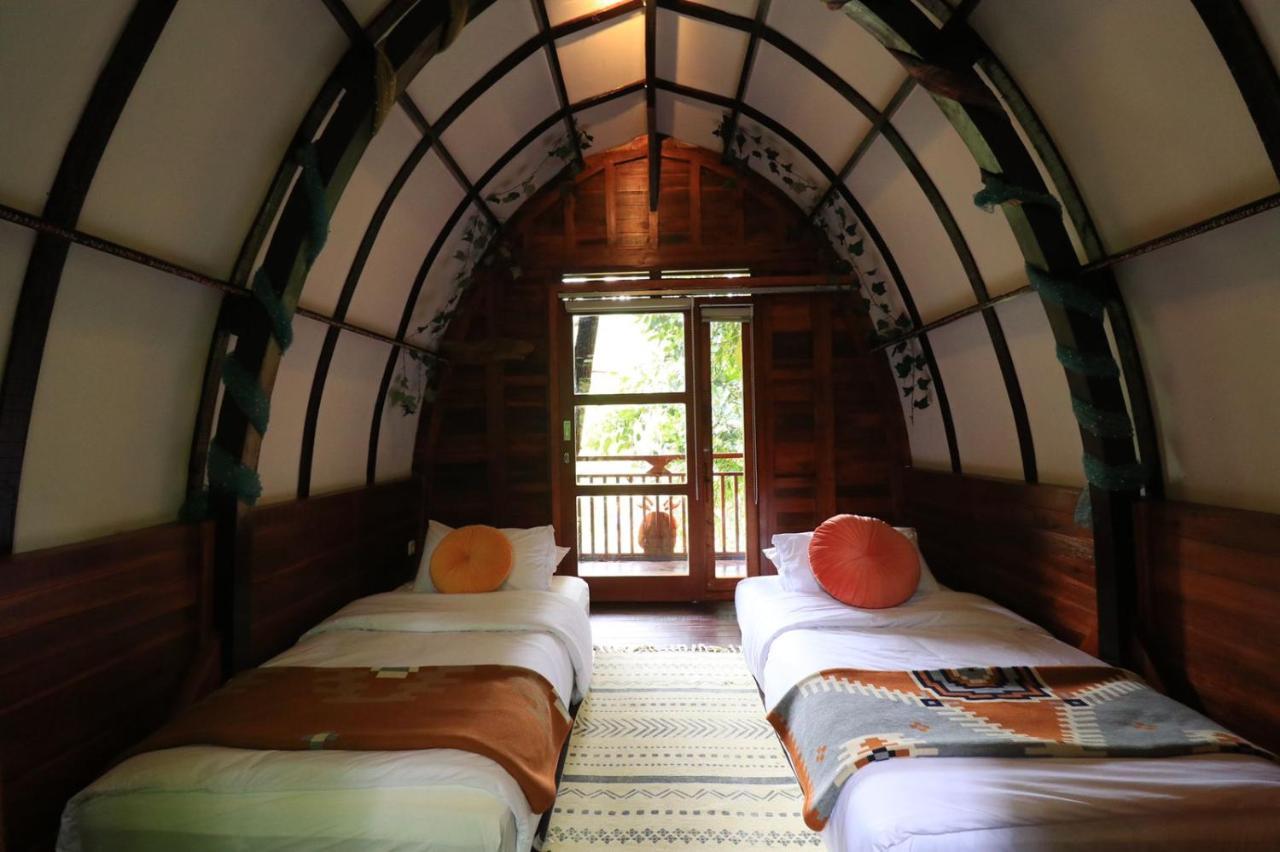 Cikareumbi The Lodge Maribaya מראה חיצוני תמונה