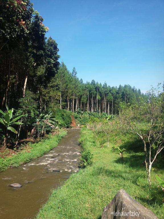 Cikareumbi The Lodge Maribaya מראה חיצוני תמונה